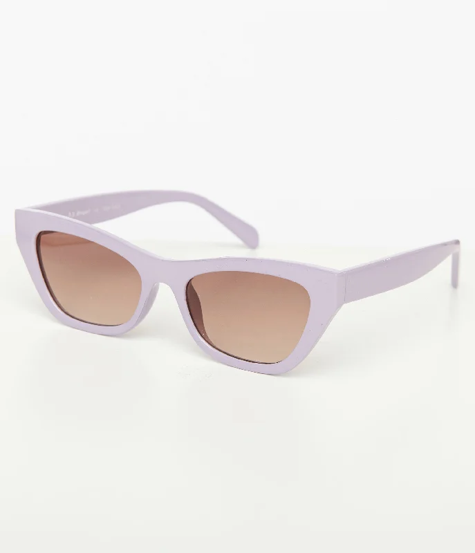 1950s-purple-cat-eye-sunglasses