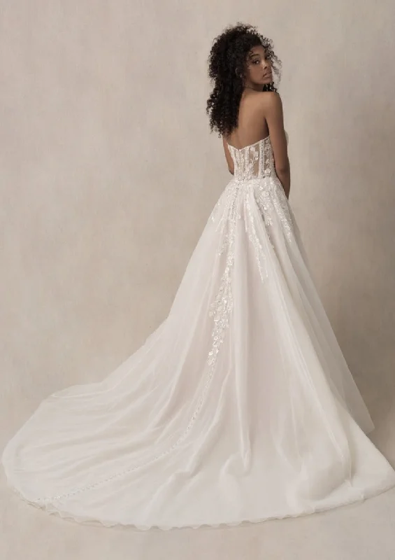 allure-bridals-9852-wedding-dress