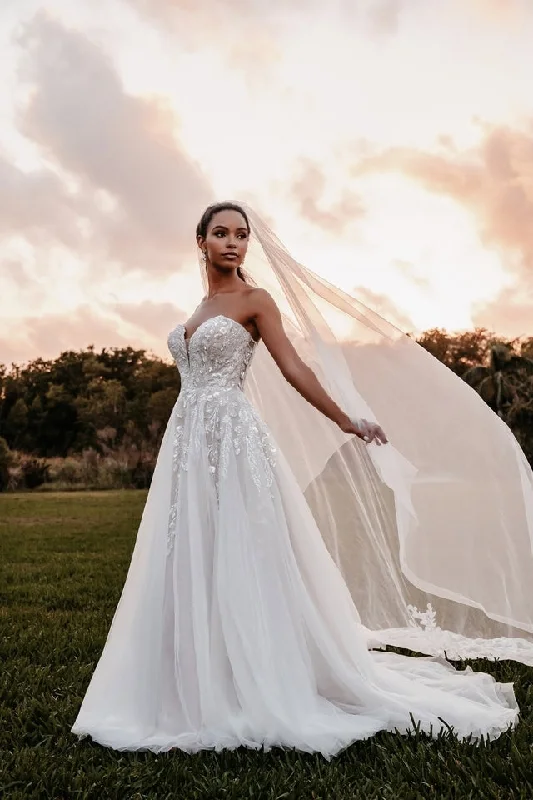 allure-bridals-9852-wedding-dress