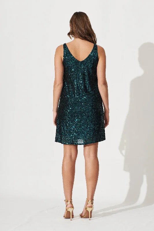 best-friend-sequin-shift-dress-in-emerald