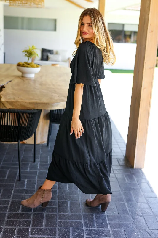 black-elastic-v-neck-tiered-maxi-dress