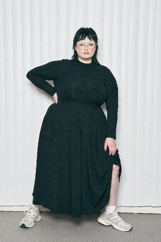 Black Tencel Long Sleeve Travel Dress