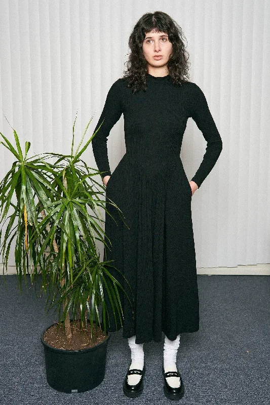 black-tencel-rib-turtleneck-maxi-dress