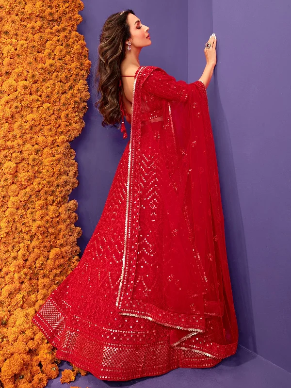 bollywood-diva-malaika-arora-lehenga-choli-diwali