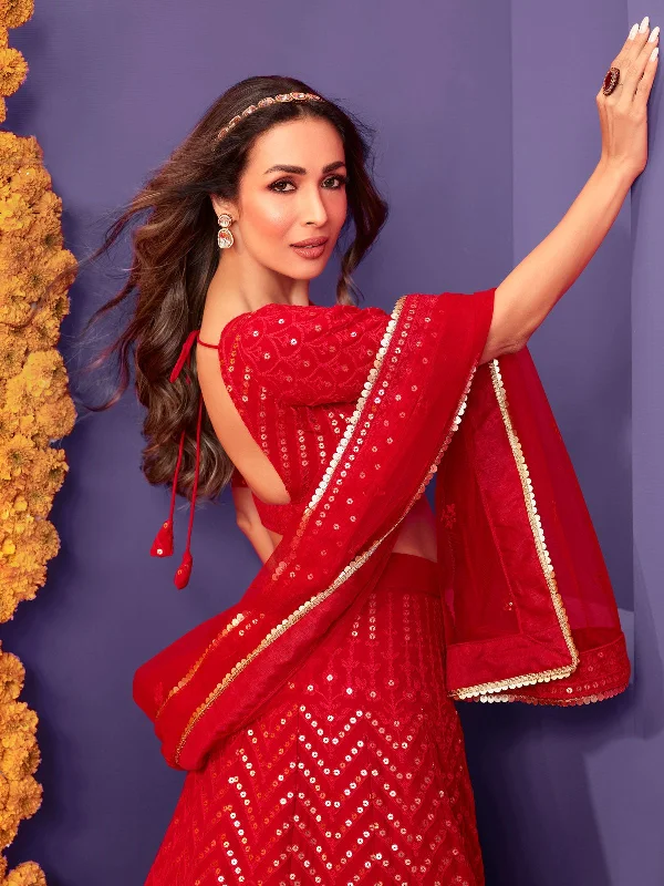 bollywood-diva-malaika-arora-lehenga-choli-diwali