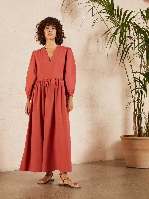 crisp-organic-cotton-scallop-edge-maxi-dress-terracotta