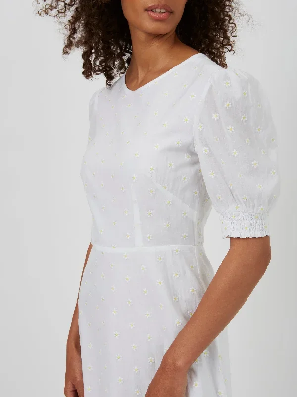 daisy-embroidery-midi-dress-white-combo