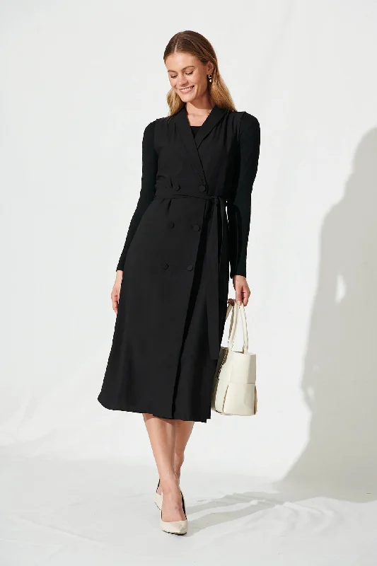 Delia Shirt Dress In Black