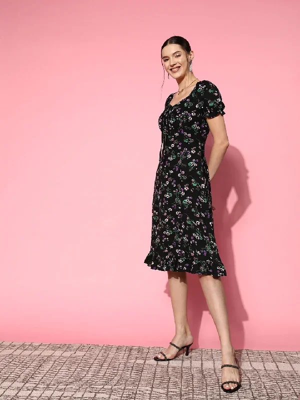 dr3906bk-berrylush-women-black-purple-floral-printed-sweetheart-neck-crepe-ruffled-a-line-midi-dress