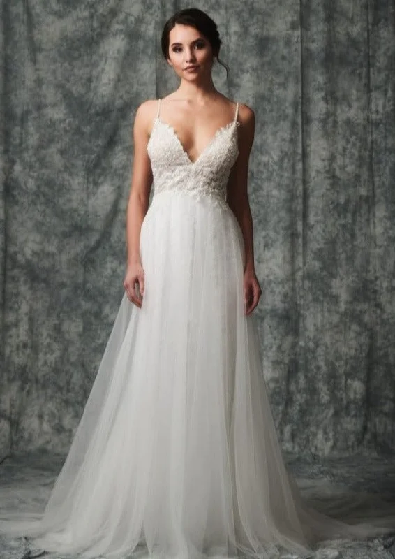 Kelly Faetanini Catalina Wedding Dress