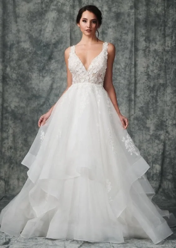 Kelly Faetanini Dallas Wedding Dress