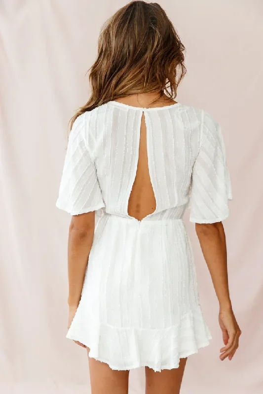 knowing-tie-front-frill-hem-dress-white