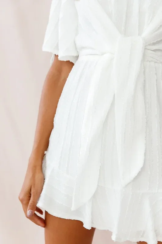 knowing-tie-front-frill-hem-dress-white