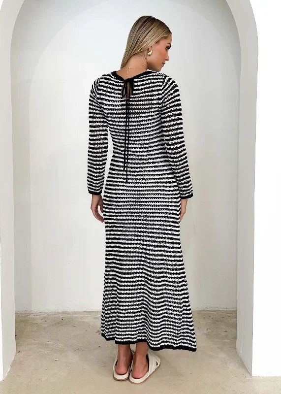 kralta-knit-maxi-dress-black-stripe