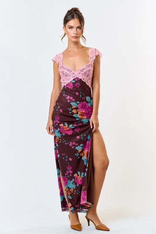 PRE-ORDER: Pretty In Paradise Lace Detail Maxi Dress: Mauve/Brown