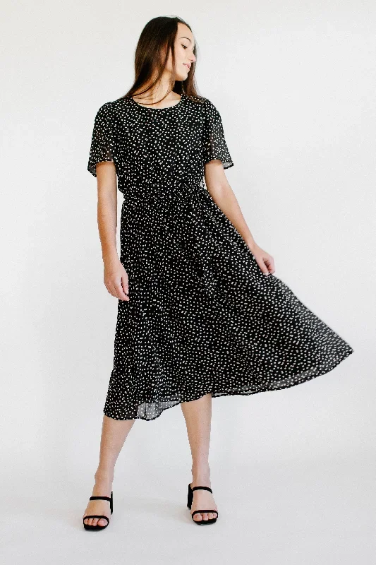 ramona-abstract-print-midi-dress-in-black