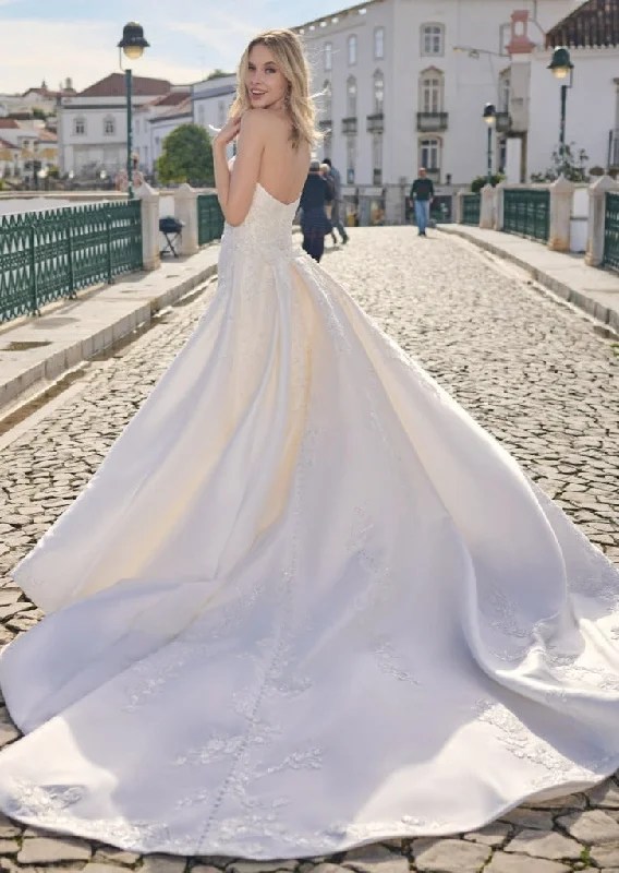 sottero-and-midgley-barcelona-wedding-dress