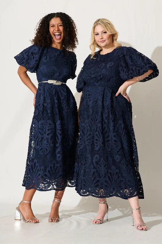 Tillie Lace Maxi Dress In Navy