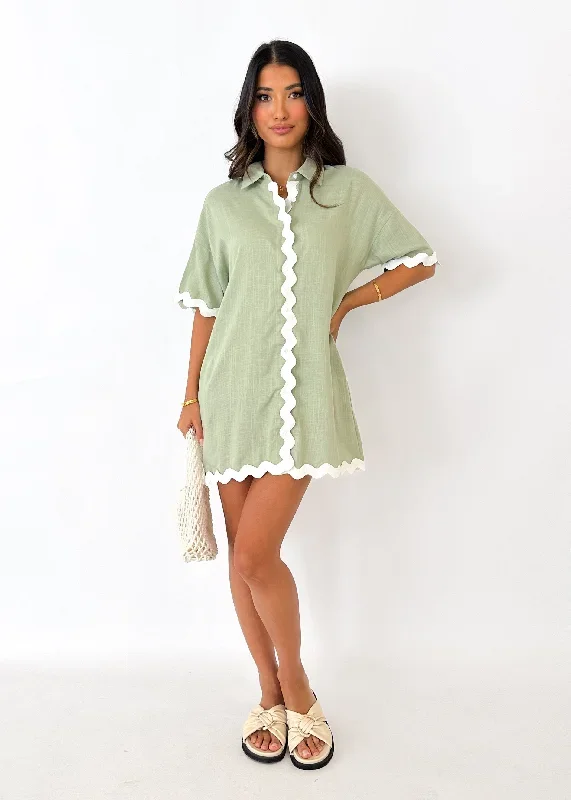 tresho-shirt-dress-sage