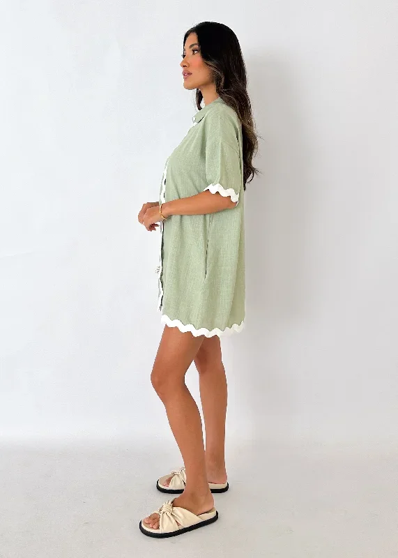 tresho-shirt-dress-sage