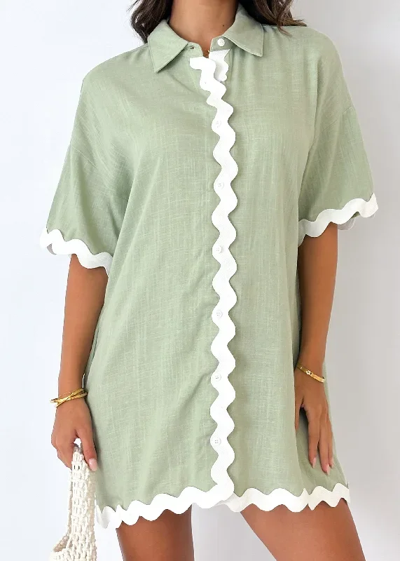 tresho-shirt-dress-sage