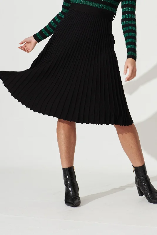 trifecta-knit-dress-in-emerald-with-black-stripe