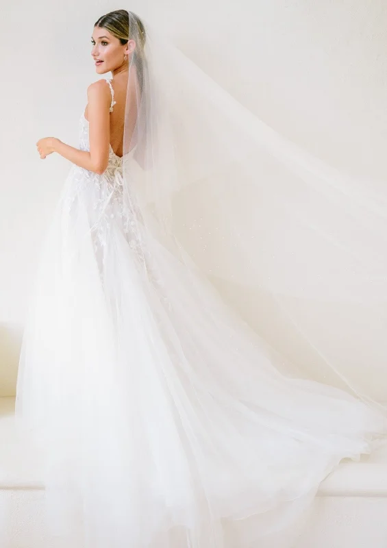 watters-aja-wedding-dress