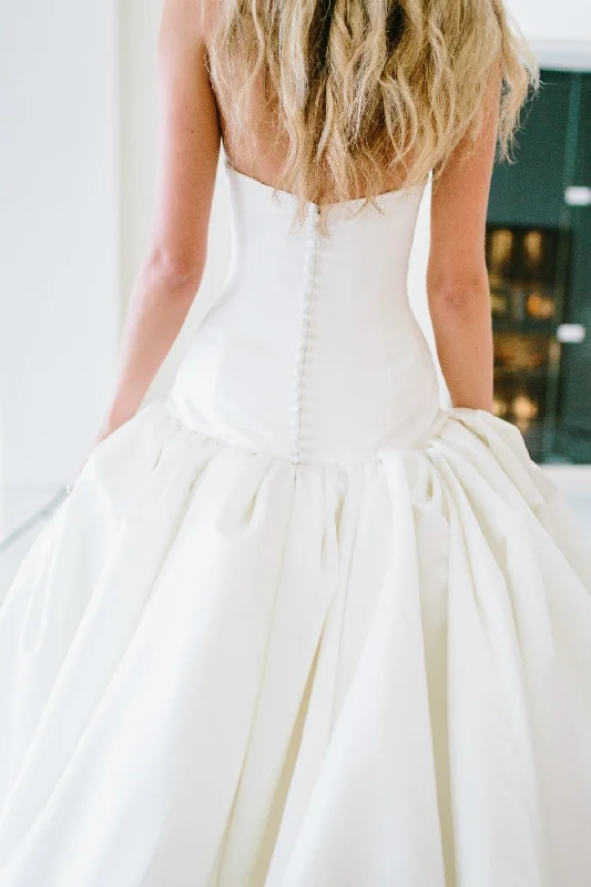 watters-cordell-wedding-dress