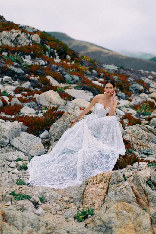 wilderly-bride-becca-wedding-dress