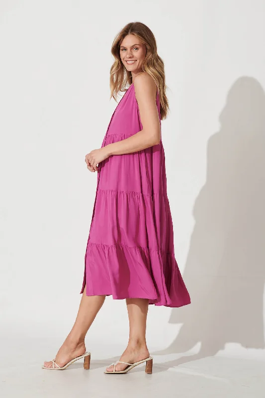 wonderwall-midi-dress-in-magenta