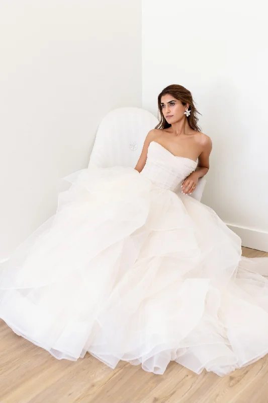 wtoo-hilty-wedding-dress